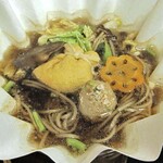 ますや旅館 - 夕食（合鴨団子と蕎麦の鍋）
