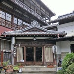 ますや旅館 - 玄関