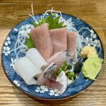 大衆酒場 まるは - 本日の鮮魚3点盛り