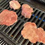 焼肉すだく家族亭 - 