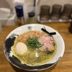 広島牡蠣と和牛ラーメン 衝青天 - 広島牡蠣塩ラーメン