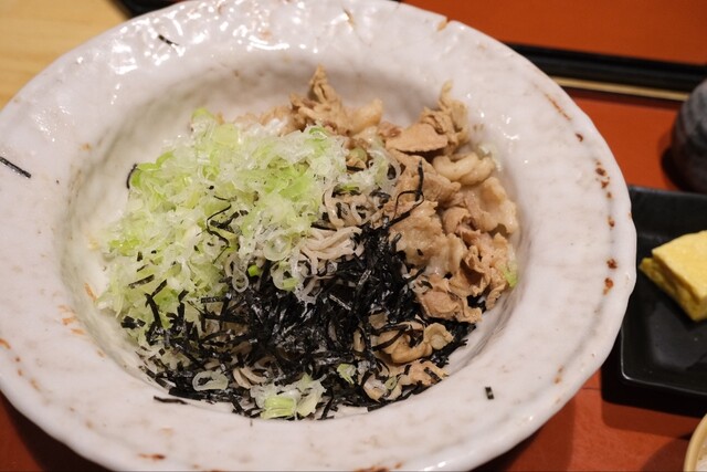 Soba Kappou Kuroobi Nagoyashimeitoku Ten photo 2