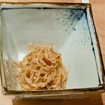 和心とんかつ あんず はなれ - 切り干し大根