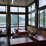 榛名湖 レストハウス - '25/09/25 店の中（奥）