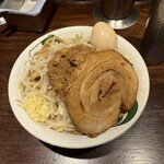 ラーメン 雷 東京本丸店 - 