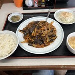 廣聚隆 - 料理写真:茄子細切り豚肉炒め定食。