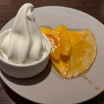 Crossroads Kitchen - クレープシュゼット