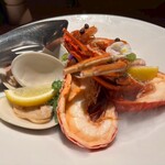 Crossroads Kitchen - シーフードブラッター