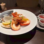 Crossroads Kitchen - シーフードブラッター