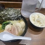 家系らーめん 金井家 - 