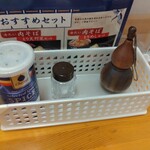 そば処　つる福 - 調味料
