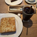 カフェハヴントウィーメットオーパス - クロックムッシュとアイスコーヒー