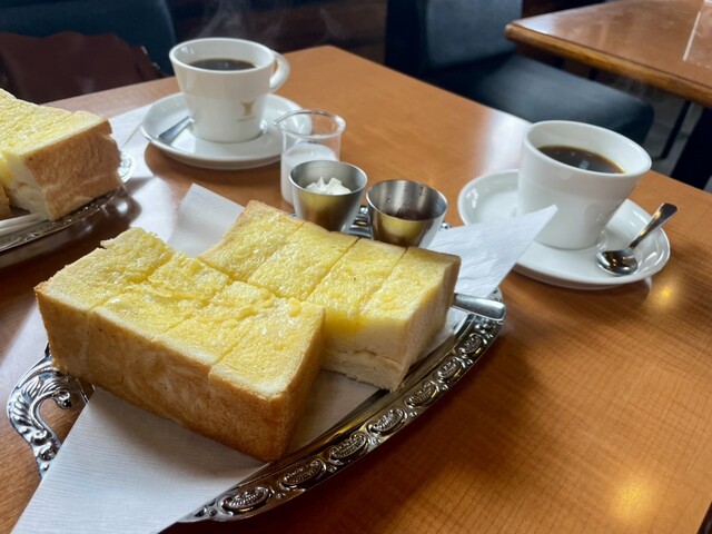 山形の隠れ家カフェ 珈琲舎LOG &ndash; 落ち着く空間と自家焙煎コーヒー