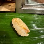 すし屋の勘六 - ヒラメ(身)