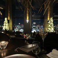 DINING & BAR TABLE 9 TOKYO - 