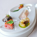 SUD restaurant - ランチコース 5082円 のSUDシグネチャープレート 東京ローカルをイメージして