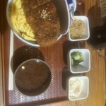 とんかつは飲み物。 - たまごソースかつ丼（並）　1050円