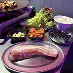 ネオン空間 韓国料理 チーズ 食べ放題 ソルチカ - 