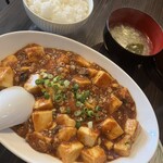 山月 中国家庭料理 - 