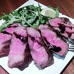 ブラーノブラーノ - 宮崎産純血黒豚の厚切りロースト　\990