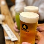 寿し辰 - Kさんは冷たい緑茶、LさんとMugはサッポロ★生で乾〜杯〜♪”(*>∀<)っ凵凵c (>∀<*)ｶﾝﾊﾟｰｲ