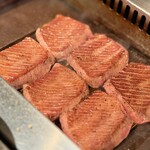 焼肉 ジャンボ - 