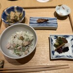 青蓮院門跡前 月おか - 