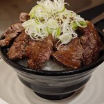 ステーキハウス インディアンズ - 1日限定10食のハラミ丼