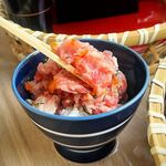 牛タンとマグロとクリスピー餃子 ひまわり［海］ 築地店 - 