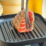 牛タンとマグロとクリスピー餃子 ひまわり［海］ - 