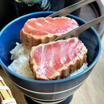 牛タンとマグロとクリスピー餃子 ひまわり［海］ - 