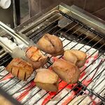 牛タンとマグロとクリスピー餃子 ひまわり［海］ - 