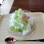 Toyochan Croquette Ouchi Cafe - マスカットかき氷