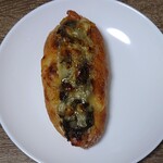 Pane Ho Maretta - 桃と黒カリードッグ