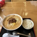 たんたんめん 福の家 - 