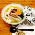 分田上 - 自家製ざる豆腐の変わり湯豆腐