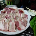 オモニ - 豚三枚バラは質が勝負さ