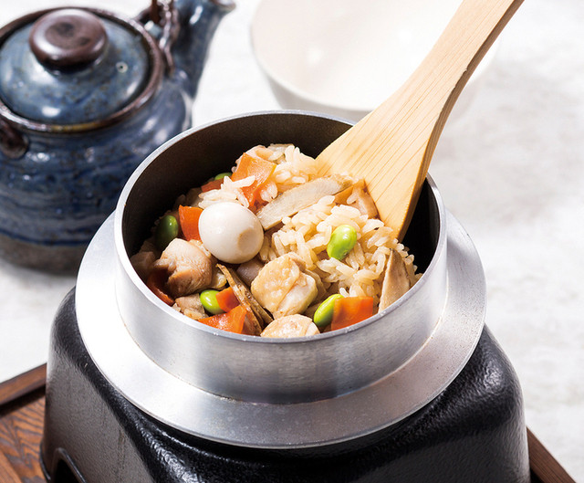 【閉店】やきとりの八扇 神宮駅前店 （【旧店名】総本家扇屋） 神宮前/焼鳥 [食べログ]