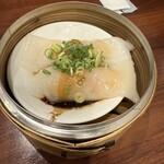 劉家荘 - お餅みたいにモチモチです。中のエビもプリプリです。