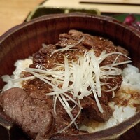 北新地 肉料理 名門 - 