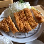 とんかつ割烹 やすいみ～と - とんかつ定食