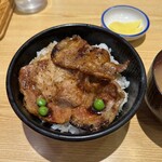 豚丼のぶたはげ - 