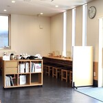 自家製うどん たいら - 店内