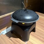 肉のひぐち直営焼肉 安福 - きのこの蒸し焼き