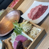 しゃぶしゃぶと焼肉 わにく ミッドランドスクエア店 - 