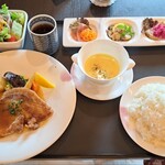 オーブ ダイニング ワイン&バー - 