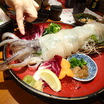 どまん中 - イカの刺身でございます