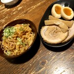 ラーメン シェルター - 辛いもやし　おつまみ3種
