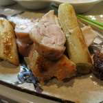 青山きいろ - 大山地鶏の炭火焼1500円。鶏が柔らかくて美味しい！