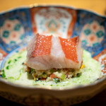 KOTARO Hasegawa DOWNTOWN CUISINE - 和歌山県金目鯛 ムール貝のクスクス ムクラードのソース 葉ニンニクのオイル